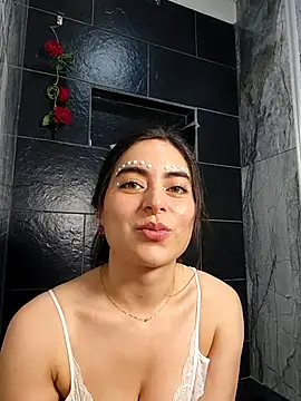 saasha Petit online show from 11, 4, 2026