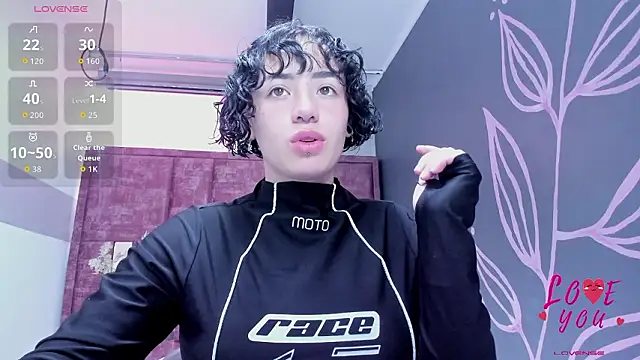 Kiara Fox   online show from 14, 3, 2026