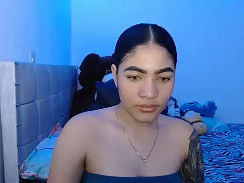 Snapshot of ashley_jones94 chatting on 5, 12, 2025 ashley jones94 online show from 5, 12, 2025