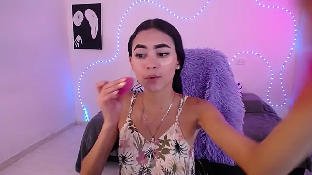 Snapshot of Sofia_tgn chatting on 23, 4, 2026 Sofia tgn online show from 23, 4, 2026