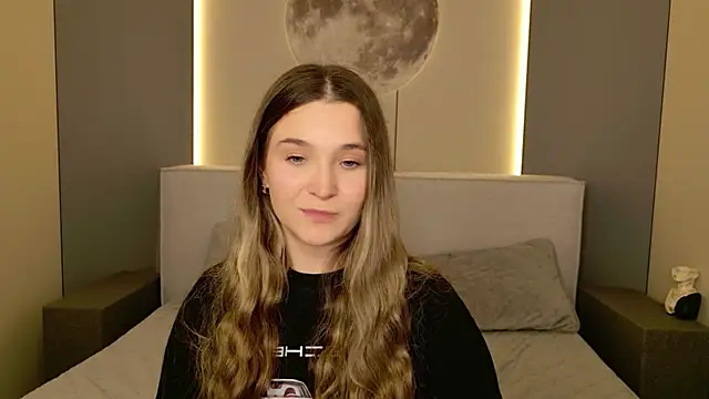 Lina Sinerz online show from 27, 3, 2026