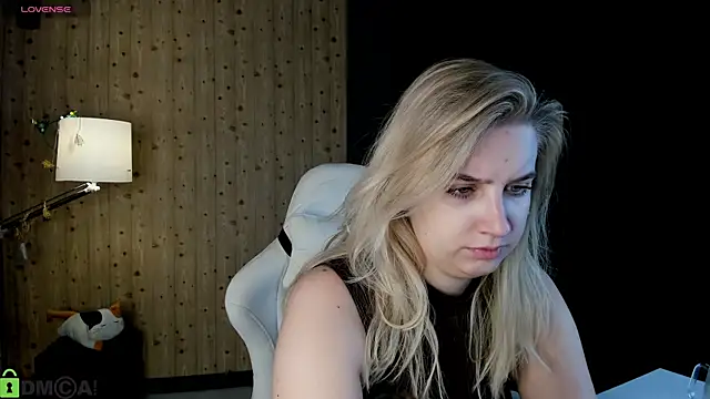 LunasShine online show from 17, 12, 2025