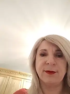 AhlyssaLove1155 online show from 15, 5, 2026