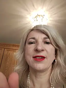 AhlyssaLove1155 online show from 17, 5, 2026