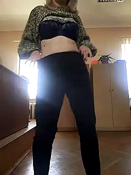 AhlyssaLove1155 online show from 25, 5, 2026