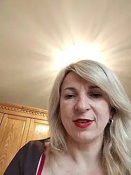 AhlyssaLove1155 online show from 26, 5, 2026