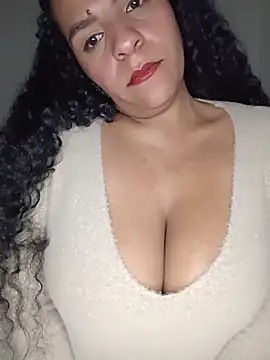 hot bruntte online show from 6, 1, 2026