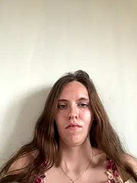 Snapshot of BellaLoverxx chatting on 18, 12, 2025 BellaLoverxx online show from 18, 12, 2025