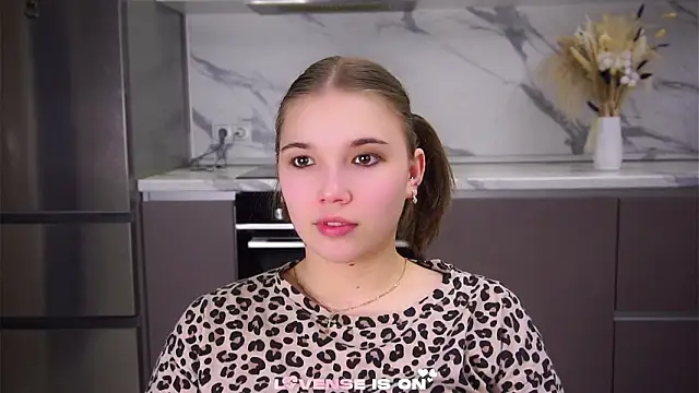 Snapshot of SolBurri chatting on 2, 2, 2026 SolBurri online show from 2, 2, 2026