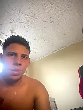 Snapshot of Victoria_Pov chatting on 7, 1, 2026 Victoria Pov online show from 7, 1, 2026