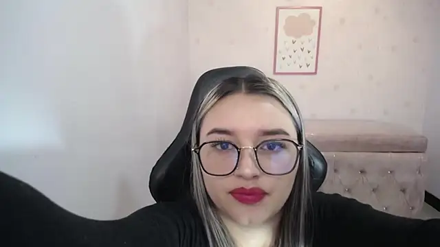 Iris Bell ch online show from 14, 12, 2025