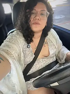 Snapshot of VanesssaMilf_ chatting on 6, 1, 2026 VanesssaMilf online show from 6, 1, 2026