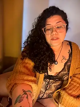 Snapshot of VanesssaMilf_ chatting on 1, 2, 2026 VanesssaMilf online show from 1, 2, 2026