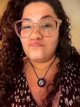 Snapshot of VanesssaMilf_ chatting on 25, 2, 2026 VanesssaMilf online show from 25, 2, 2026