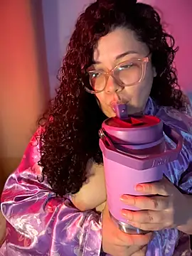 VanesssaMilf  online show from 12, 4, 2026