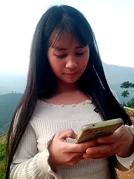 Him MountainGirl online show from 6, 2, 2026