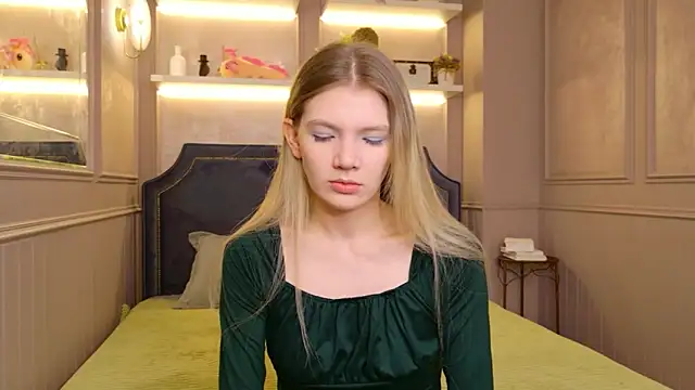 Snapshot of Vivien_Hans chatting on 12, 2, 2026 Vivien Hans online show from 12, 2, 2026