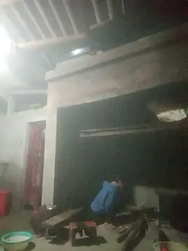 Snapshot of Amiluli chatting on 16, 12, 2025 Amiluli online show from 16, 12, 2025