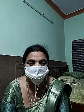 Snapshot of bhavyasri_55 chatting on 1, 2, 2026 bhavyasri 55 online show from 1, 2, 2026