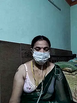 Snapshot of bhavyasri_55 chatting on 18, 2, 2026 bhavyasri 55 online show from 18, 2, 2026