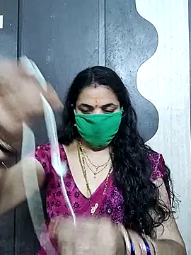 Snapshot of bhavyasri_55 chatting on 1, 4, 2026 bhavyasri 55 online show from 1, 4, 2026