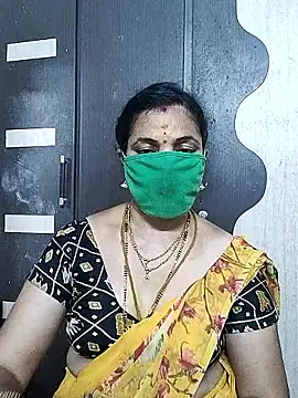 Snapshot of bhavyasri_55 chatting on 2, 4, 2026 bhavyasri 55 online show from 2, 4, 2026