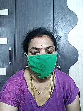 Snapshot of bhavyasri_55 chatting on 6, 4, 2026 bhavyasri 55 online show from 6, 4, 2026