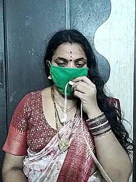 Snapshot of bhavyasri_55 chatting on 8, 4, 2026 bhavyasri 55 online show from 8, 4, 2026