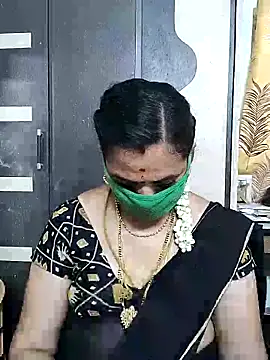 Snapshot of bhavyasri_55 chatting on 9, 4, 2026 bhavyasri 55 online show from 9, 4, 2026