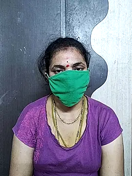 Snapshot of bhavyasri_55 chatting on 10, 4, 2026 bhavyasri 55 online show from 10, 4, 2026