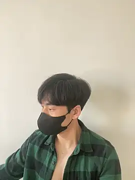 kimze7 online show from 2, 2, 2026