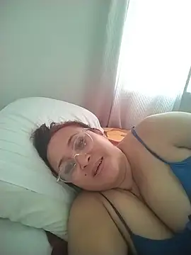 Snapshot of Nini_Love_ chatting on 8, 2, 2026 Nini Love online show from 8, 2, 2026