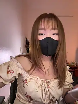 Snapshot of Miumeo20 chatting on 14, 12, 2025 Miumeo20 online show from 14, 12, 2025