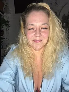 JenniferCarmen online show from 31, 3, 2026