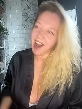 Snapshot of JenniferCarmen chatting on 16, 5, 2026 JenniferCarmen online show from 16, 5, 2026