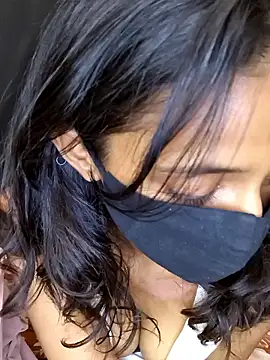 Hottie kia online show from 25, 4, 2026