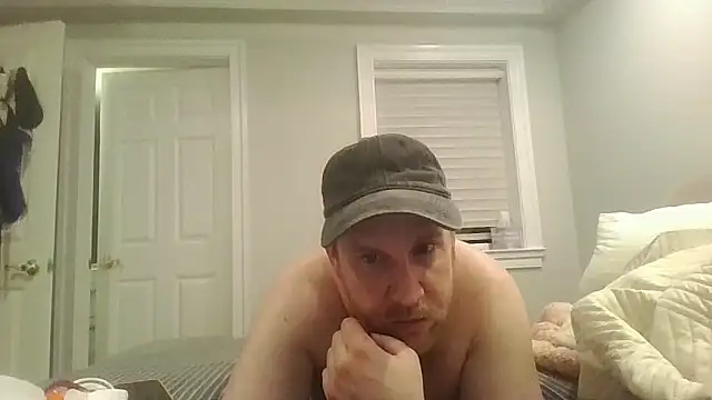 Snapshot of BeefyNcloudy chatting on 19, 4, 2026 BeefyNcloudy online show from 19, 4, 2026