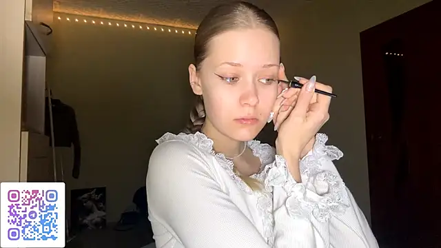 ZaidaSchwarten online show from 5, 2, 2026