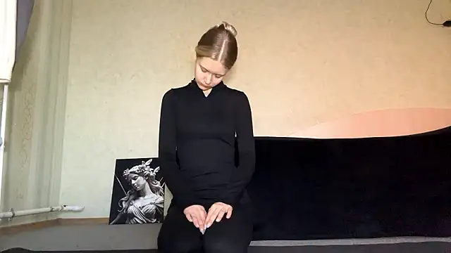 ZaidaSchwarten online show from 5, 3, 2026