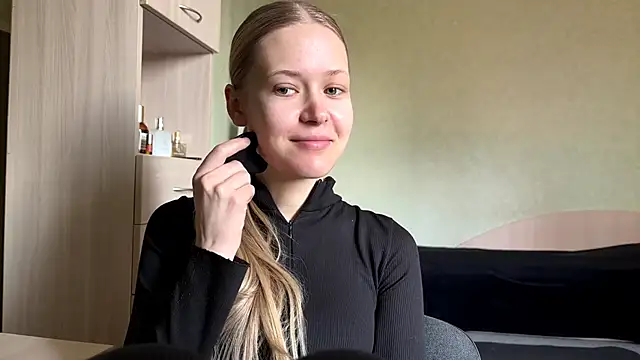 ZaidaSchwarten online show from 21, 3, 2026