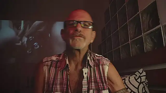 4skinlvrI online show from 17, 1, 2026