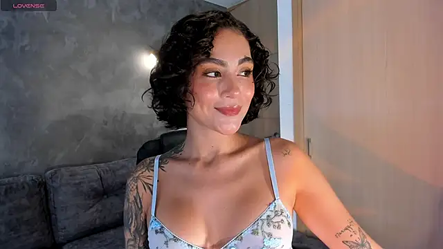 Snapshot of ValerieAustin chatting on 5, 5, 2026 ValerieAustin online show from 5, 5, 2026