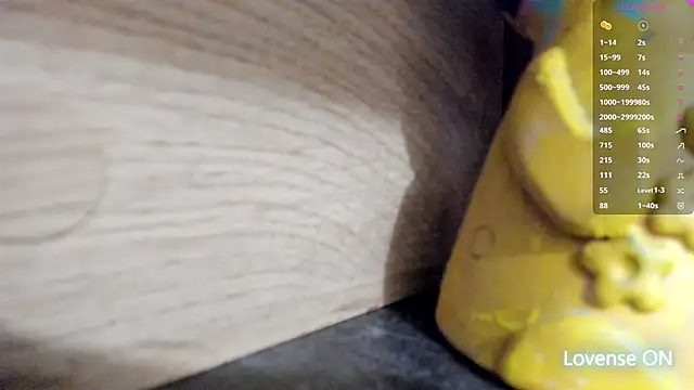 classy medea online show from 16, 12, 2025