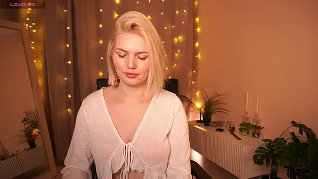 Snapshot of AmeliaWellss chatting on 16, 12, 2025 AmeliaWellss online show from 16, 12, 2025