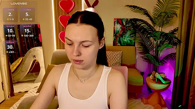 MaxinCarroll online show from 14, 4, 2026