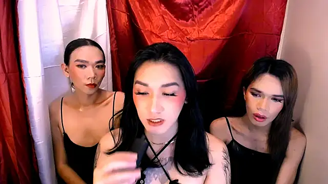 Snapshot of lil_cummer69 chatting on 27, 5, 2026 lil cummer69 online show from 27, 5, 2026
