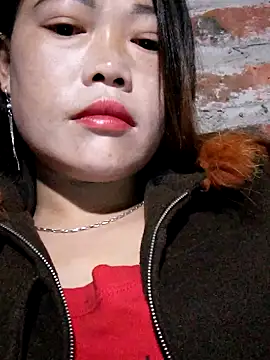 Snapshot of yana-zz chatting on 15, 12, 2025 yana-zz online show from 15, 12, 2025