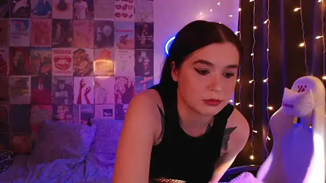 Snapshot of obsidian_sirenn chatting on 25, 4, 2026 obsidian sirenn online show from 25, 4, 2026