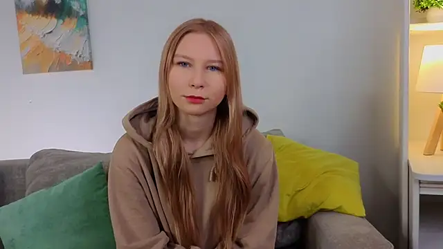 Snapshot of CorrieHighfield chatting on 15, 12, 2025 CorrieHighfield online show from 15, 12, 2025