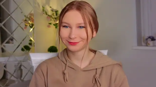 Snapshot of CorrieHighfield chatting on 16, 12, 2025 CorrieHighfield online show from 16, 12, 2025